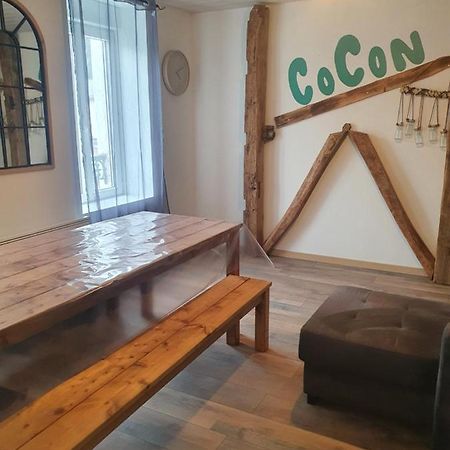 ラ・ブルブールBienvenue Chez Les Ch'Oups Le Cocoonアパートメント エクステリア 写真