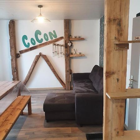 ラ・ブルブールBienvenue Chez Les Ch'Oups Le Cocoonアパートメント エクステリア 写真